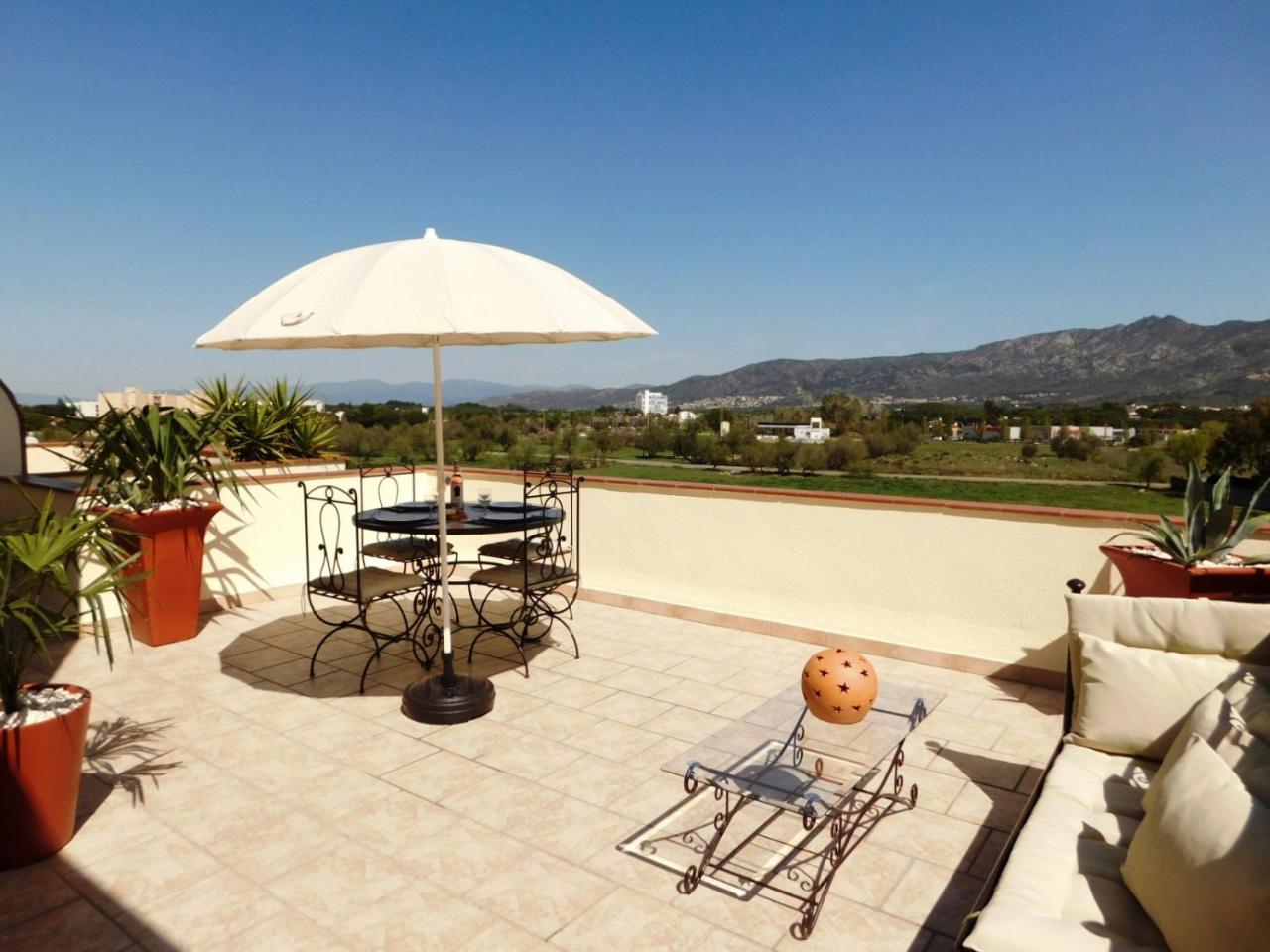 Gmid Immo Apartamento Lorena Roses Exterior photo