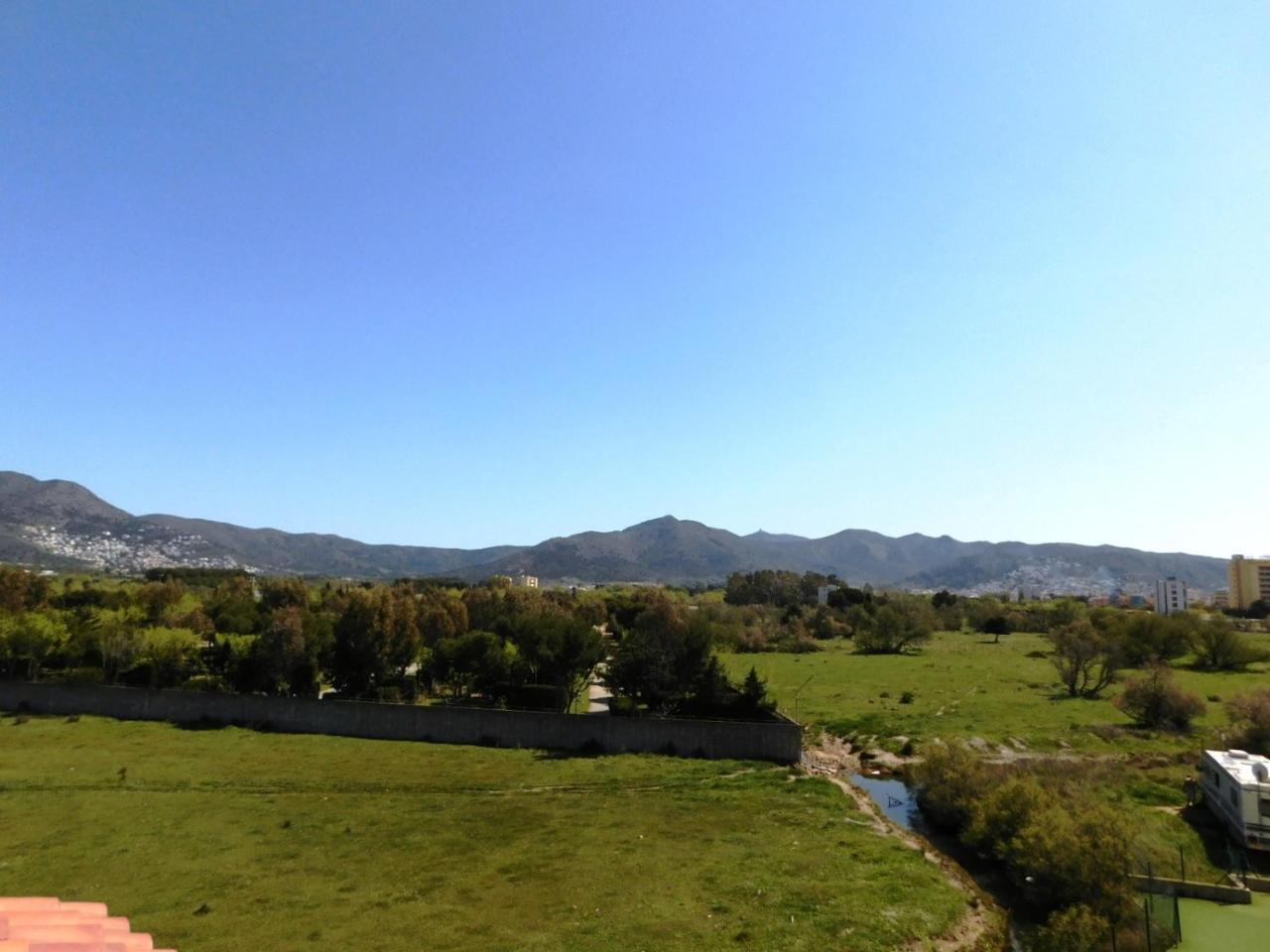 Gmid Immo Apartamento Lorena Roses Exterior photo